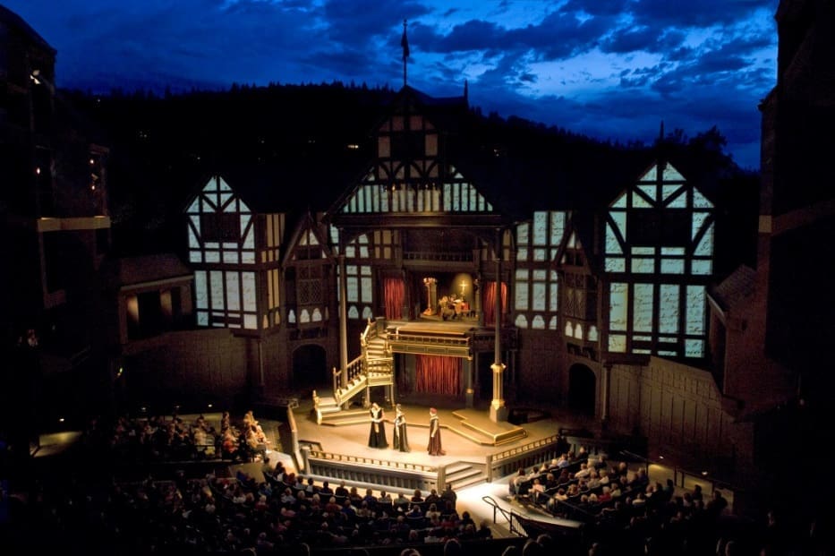 Elizabethan_Theatre_2014 https://oregondreamsrealestate.com/wp-content/uploads/2020/07/Elizabethan_Theatre_2014.jpg