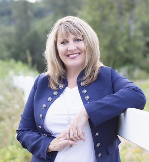Gina Rice Realtor Southern Oregon https://oregondreamsrealestate.com/wp-content/uploads/2020/07/Photo-Jul-02-9-01-18-PM.jpg