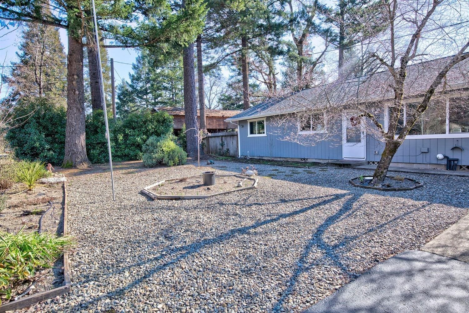 https://oregondreamsrealestate.com/wp-content/uploads/2020/08/20200326075245468647000000-o.jpg