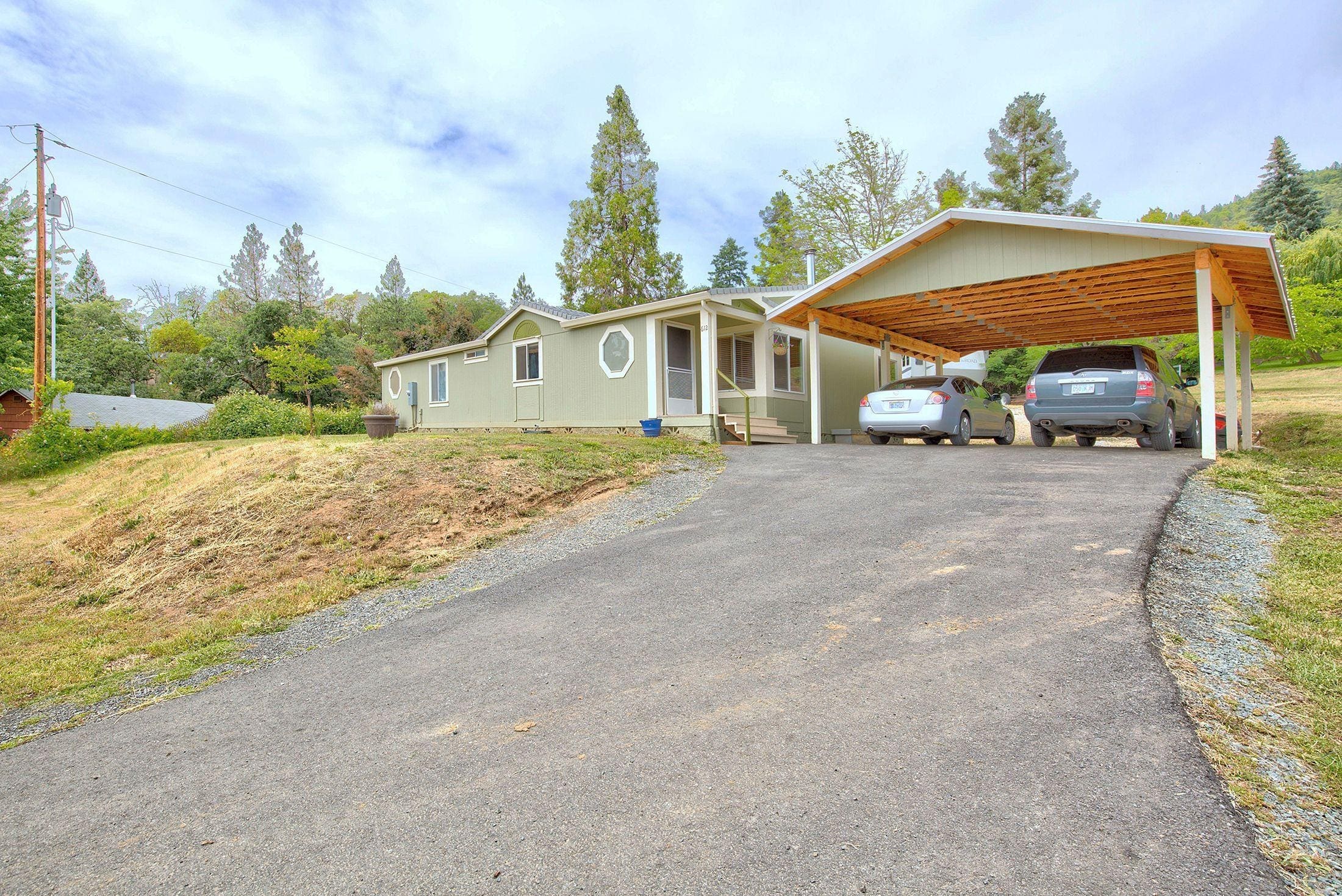 https://oregondreamsrealestate.com/wp-content/uploads/2020/08/20200609224044643562000000-o.jpg