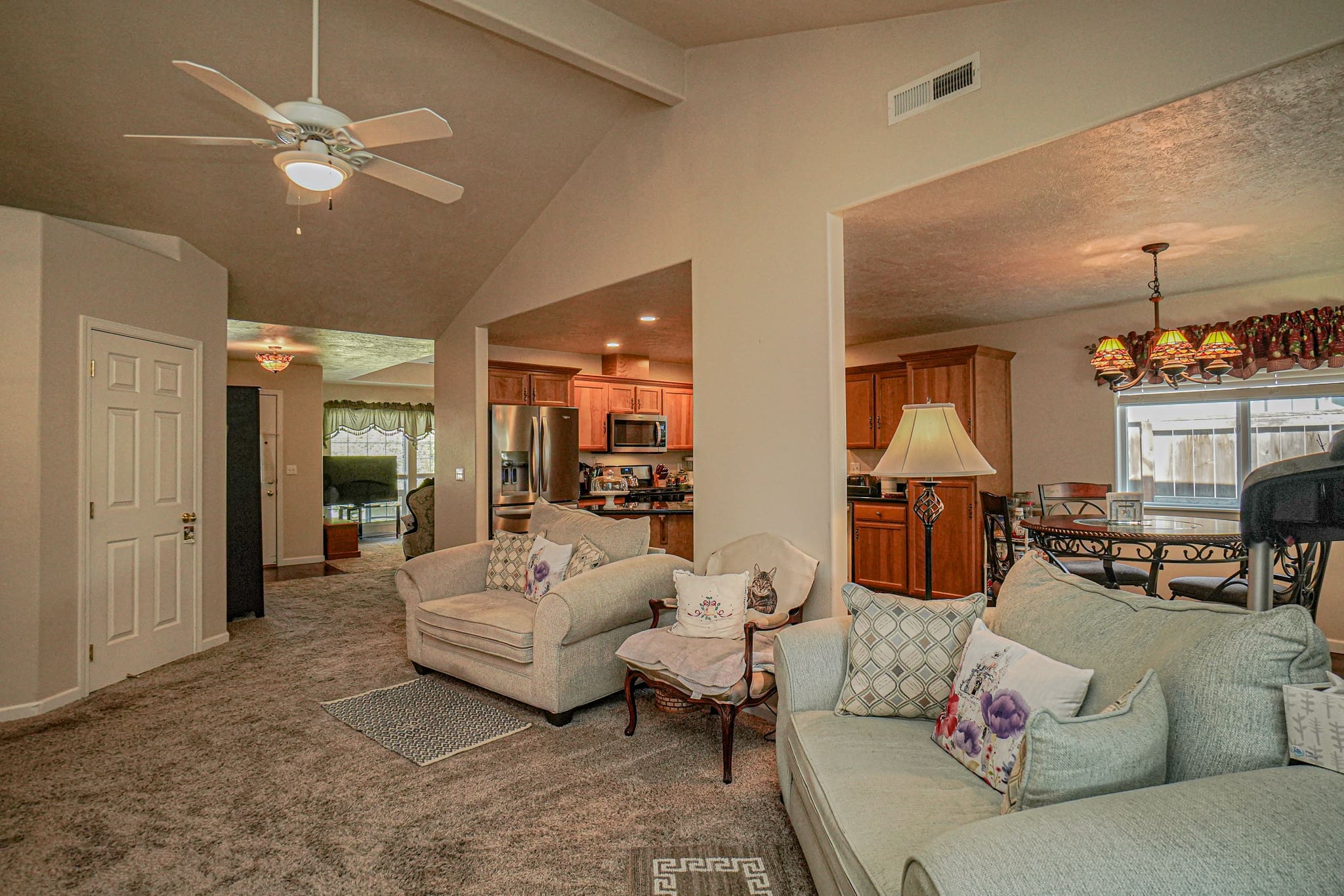 https://oregondreamsrealestate.com/wp-content/uploads/2021/08/DSC00621.jpg