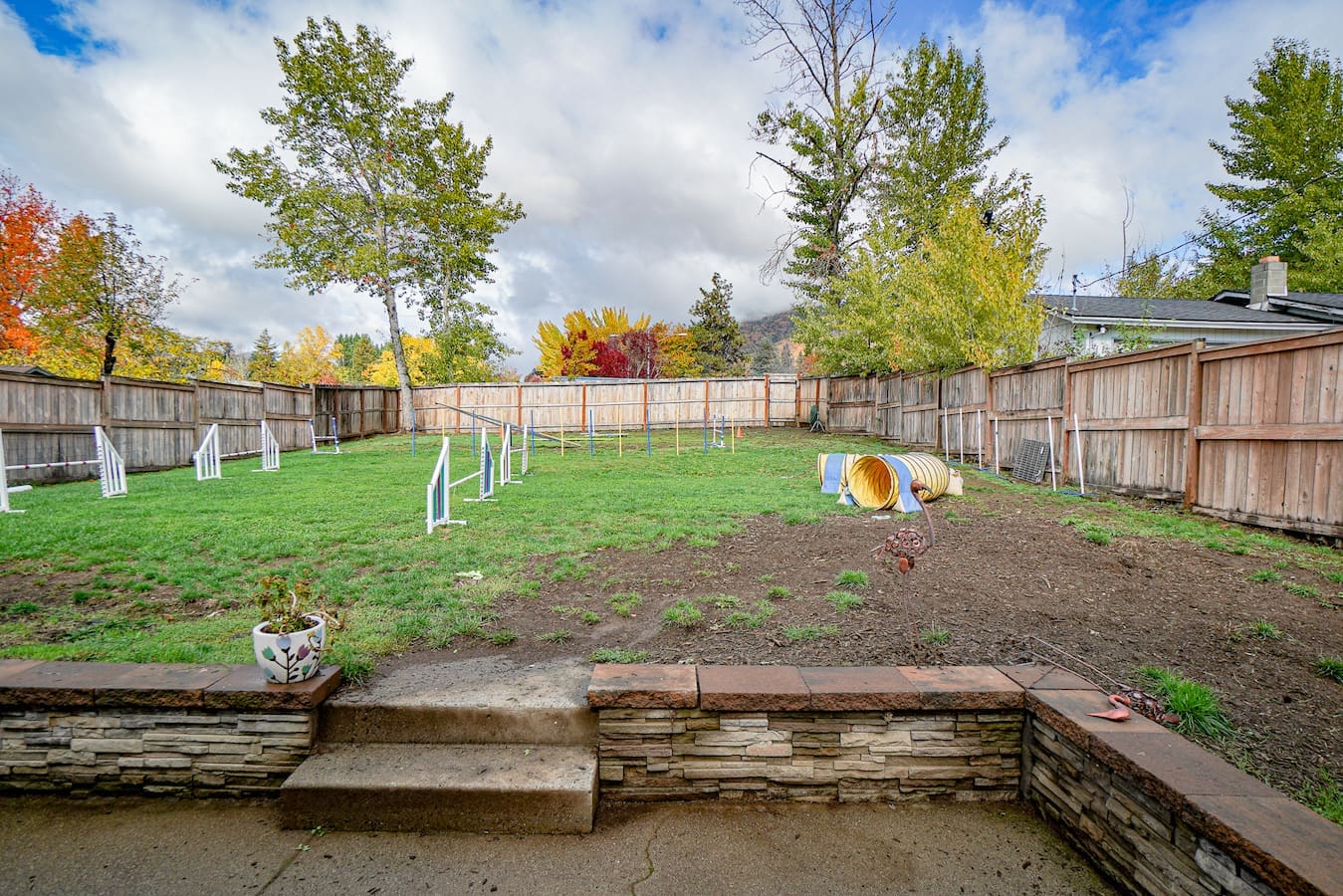 https://oregondreamsrealestate.com/wp-content/uploads/2021/11/DSC08210-1.jpg