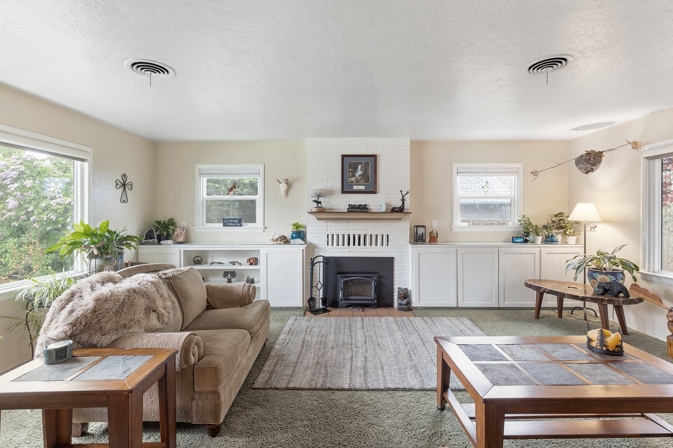 https://oregondreamsrealestate.com/wp-content/uploads/2022/04/0R1A7339.jpg